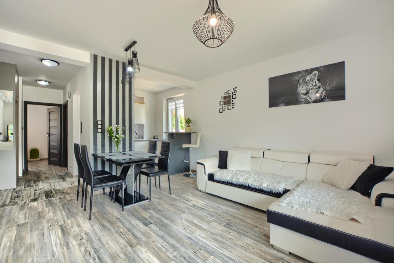 Apartament Glamour Ustrzyki Dolne Eksteriør billede